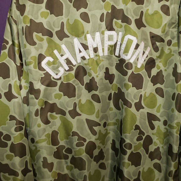 Champion jacket - Picture 2 of 4